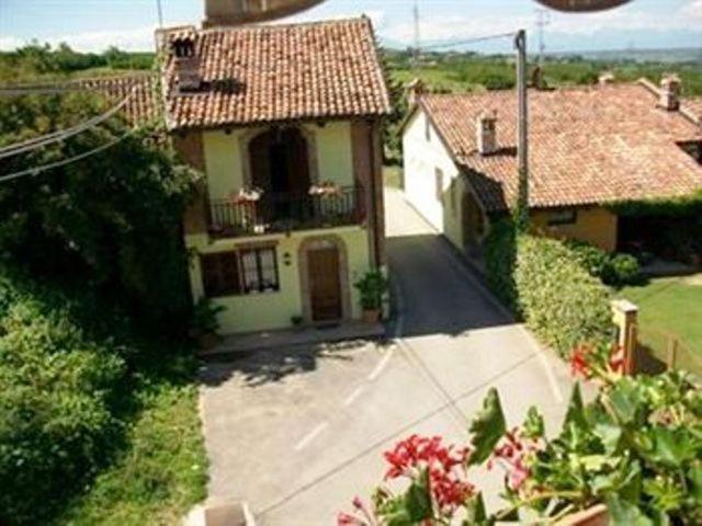Bed and Breakfast Tra... Monti E Vigne Ла-Морра Екстер'єр фото