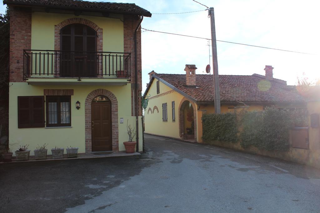 Bed and Breakfast Tra... Monti E Vigne Ла-Морра Екстер'єр фото