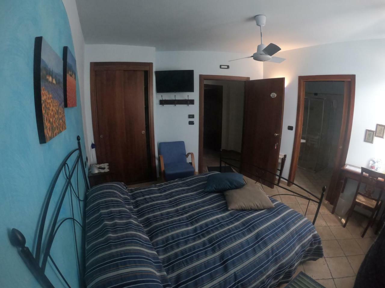 Bed and Breakfast Tra... Monti E Vigne Ла-Морра Екстер'єр фото