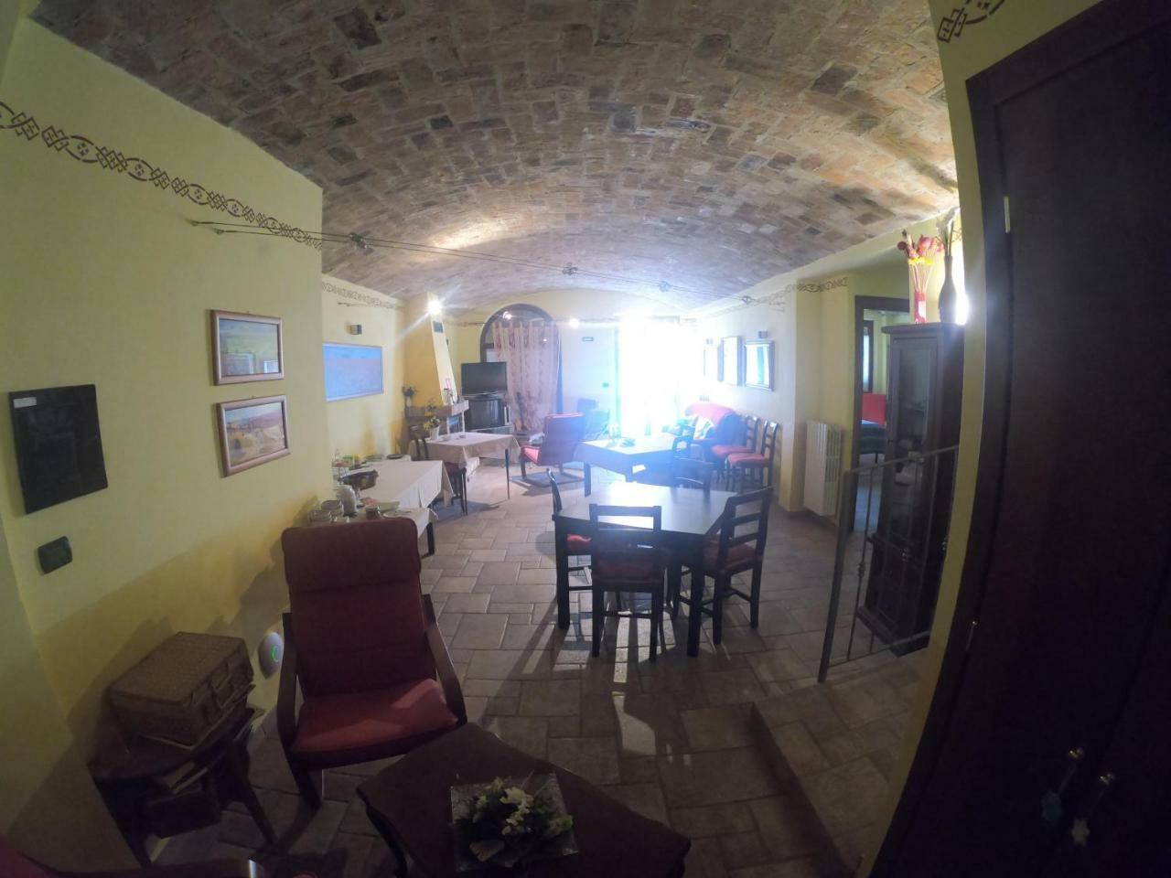 Bed and Breakfast Tra... Monti E Vigne Ла-Морра Екстер'єр фото