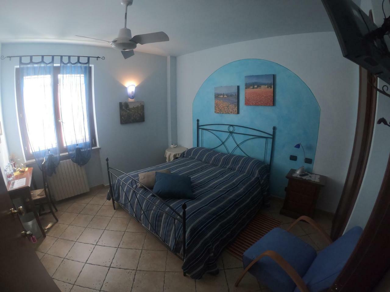 Bed and Breakfast Tra... Monti E Vigne Ла-Морра Екстер'єр фото
