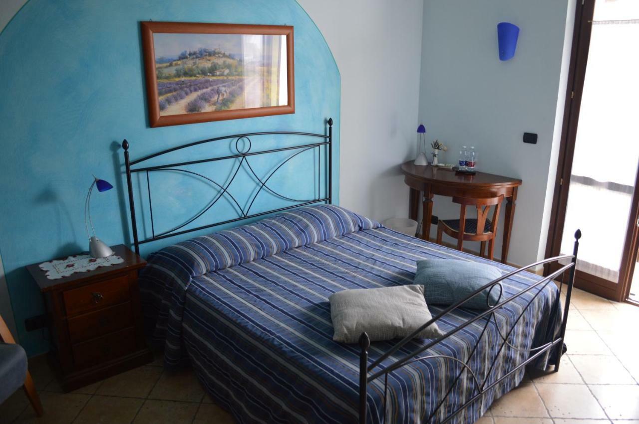 Bed and Breakfast Tra... Monti E Vigne Ла-Морра Екстер'єр фото
